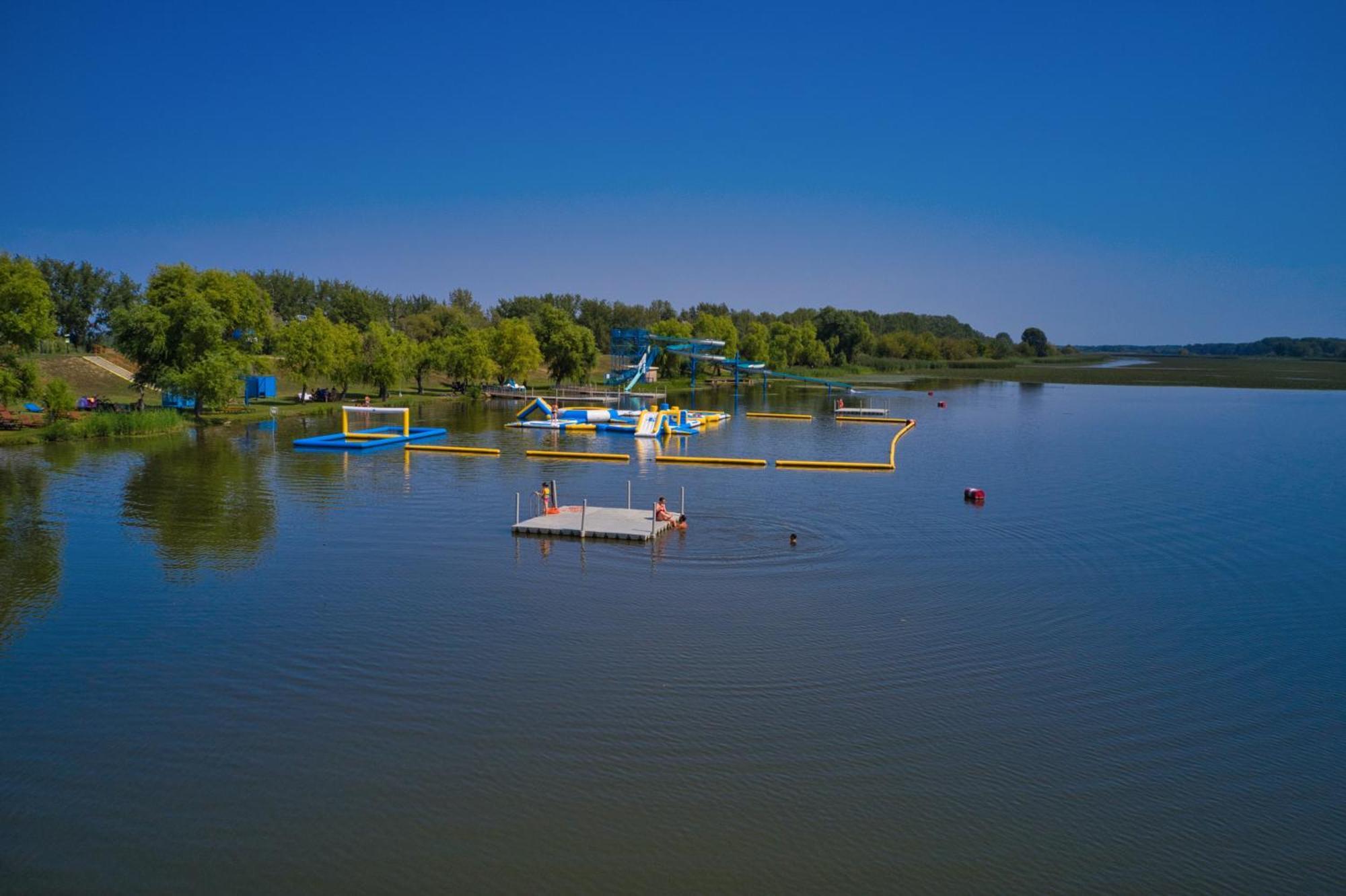 Tisza-To Apartmanpark Kiskore Экстерьер фото